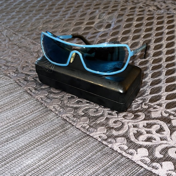 Versace Blue Mirror sunglasses - Picture 2 of 4